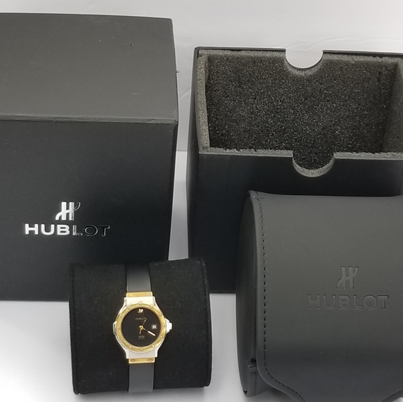 HUBLOT MDM 18K YELLOW GOLD 28 MM BLACK DIAL QUARTZ WATCH - Picture 5 of 16